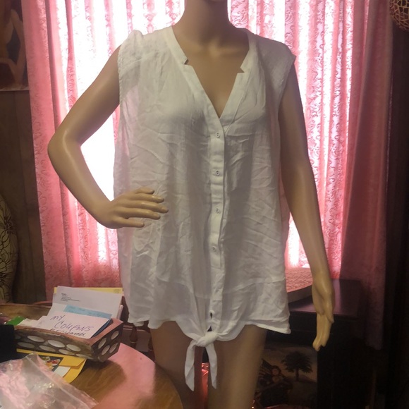 Pretty White Blouse by American Rag Plus Size 3X - Picture 2 of 8